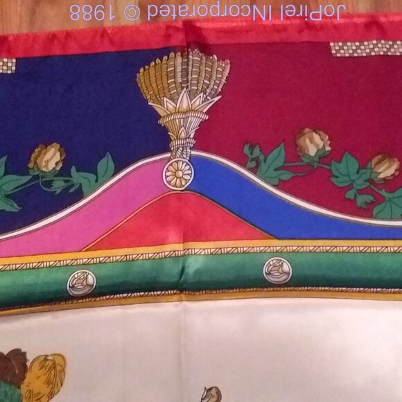 Designer Roman Chariot Horses Scarf - Picture 5 of 12